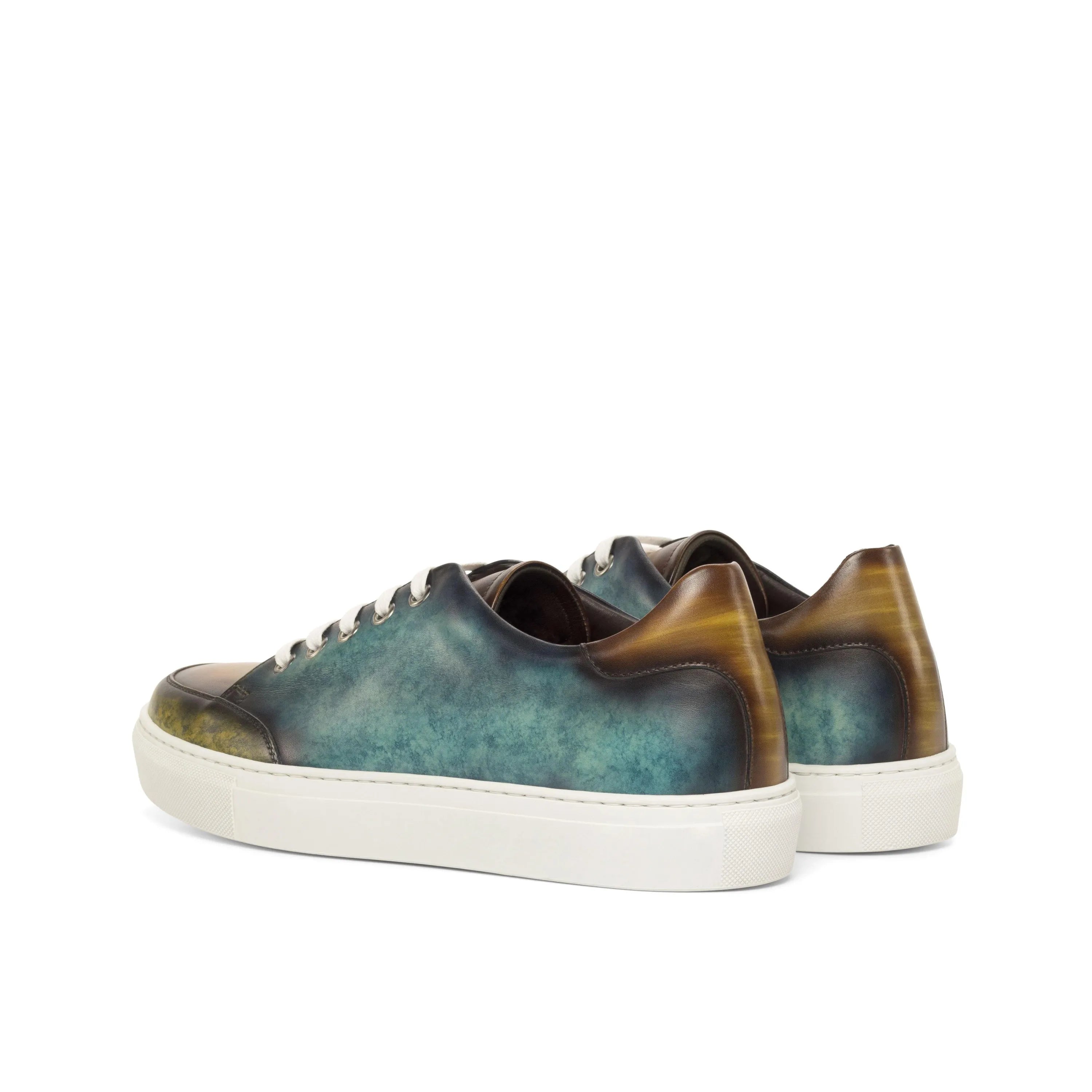 Jullia Ladies Patina Tennis Sneaker in stylish leather low-top design