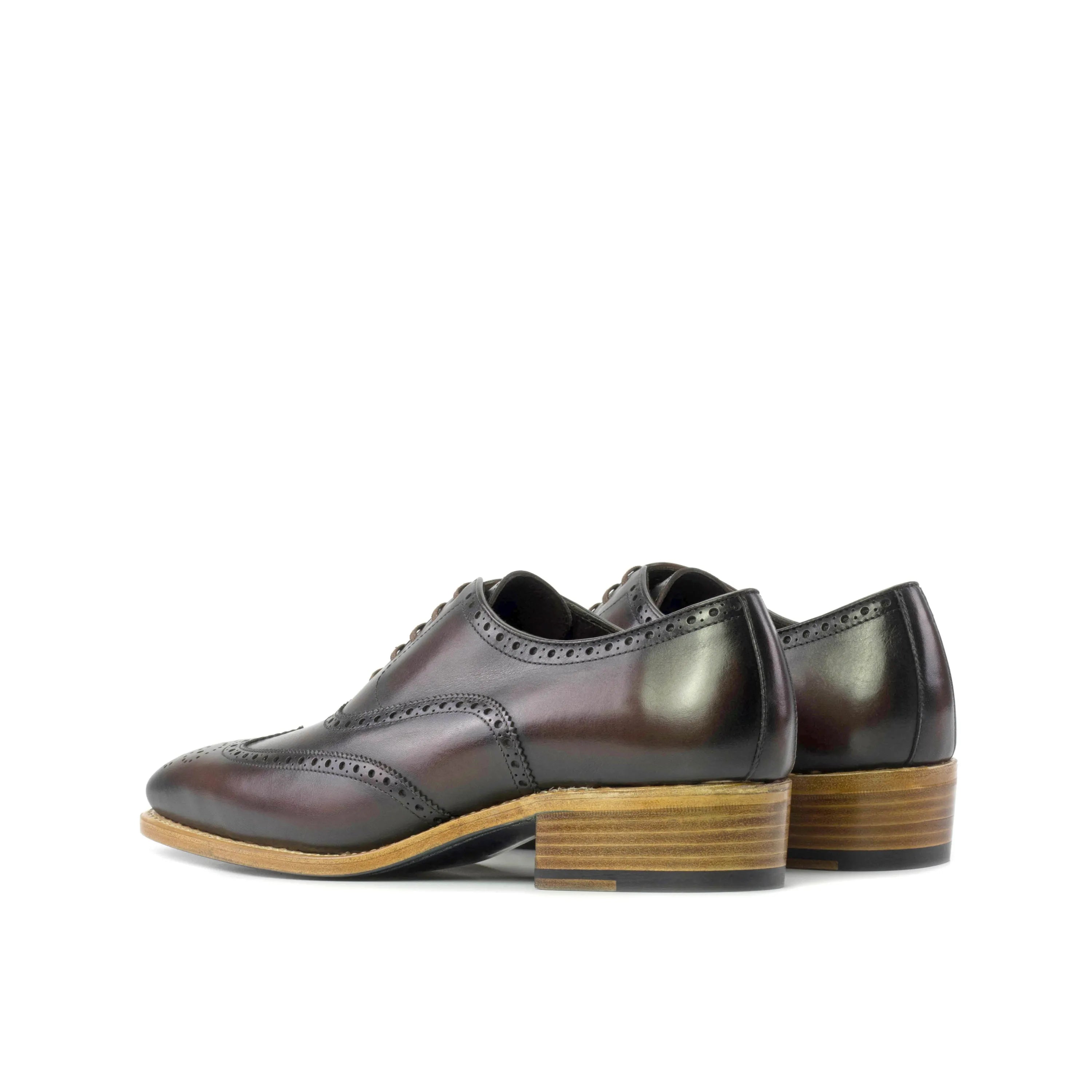 Juluis full brogue shoes in brown leather, stylish dress shoes for the fast lane