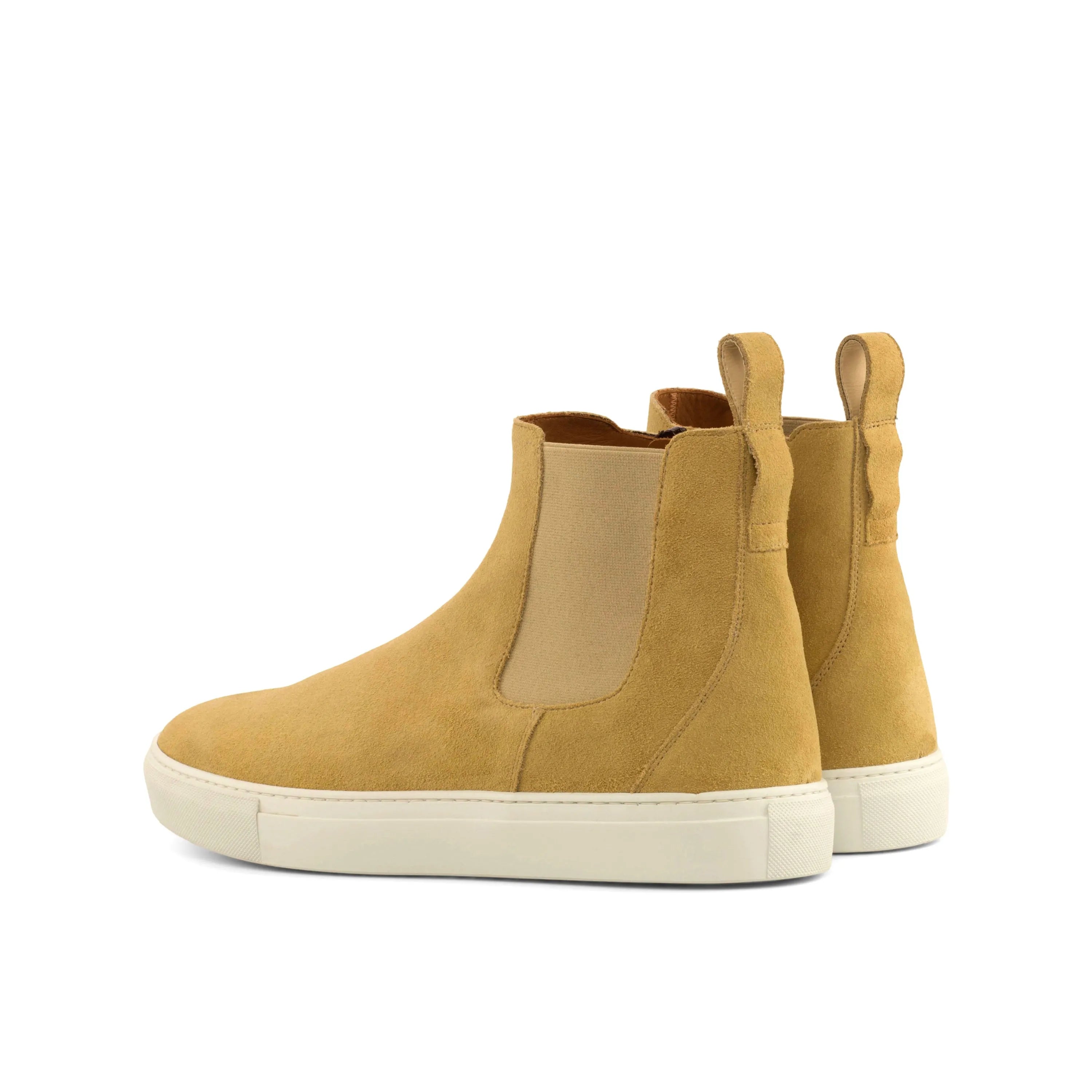 Tan suede KP43 Chelsea sneaker boots with stylish white soles for versatile fashion