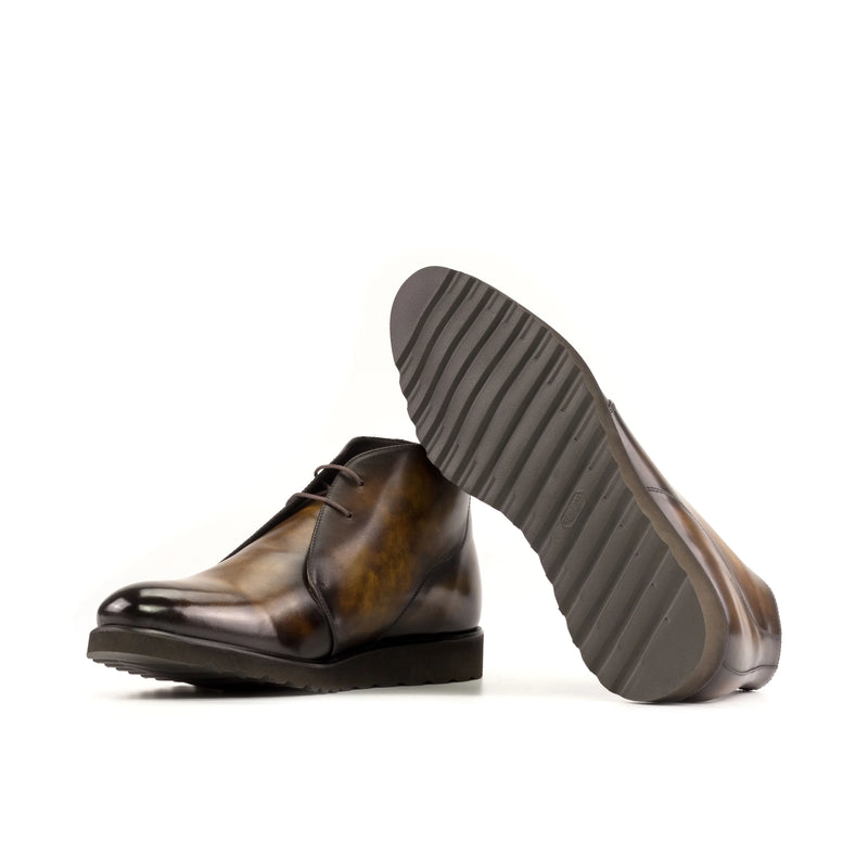 Brown leather Lopez Patina Chukka Boots II with textured sole