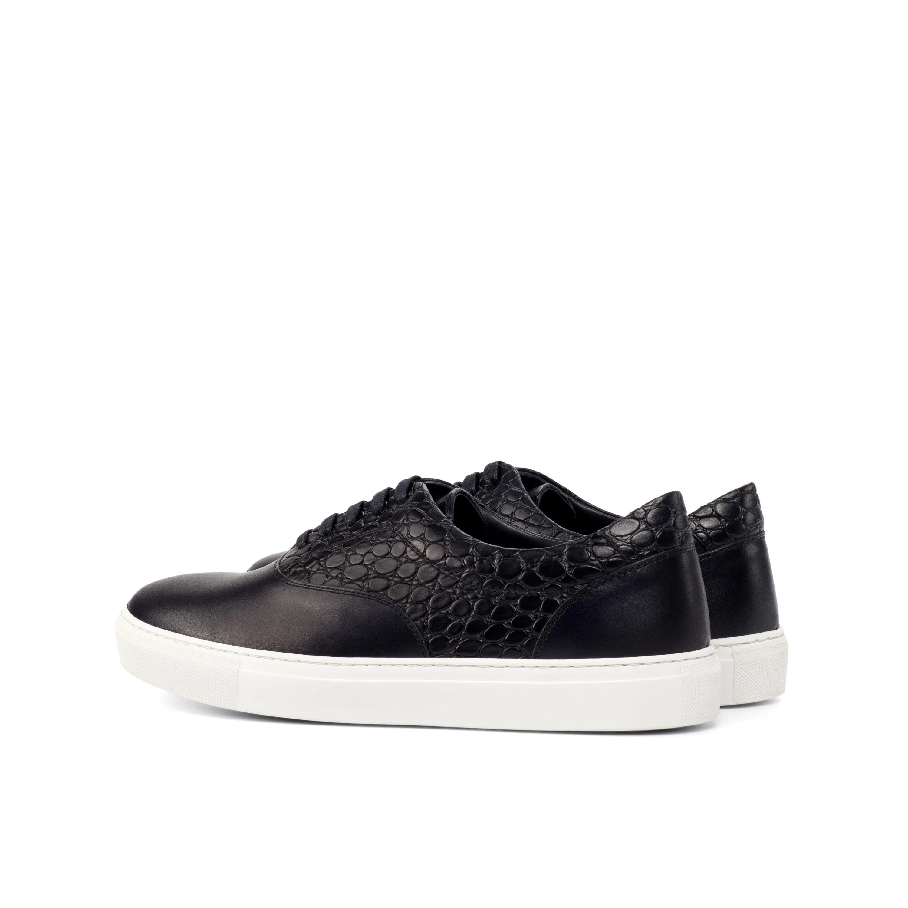 Black leather Mady Top Sider Sneaker featuring a stylish white cupsole trainer design