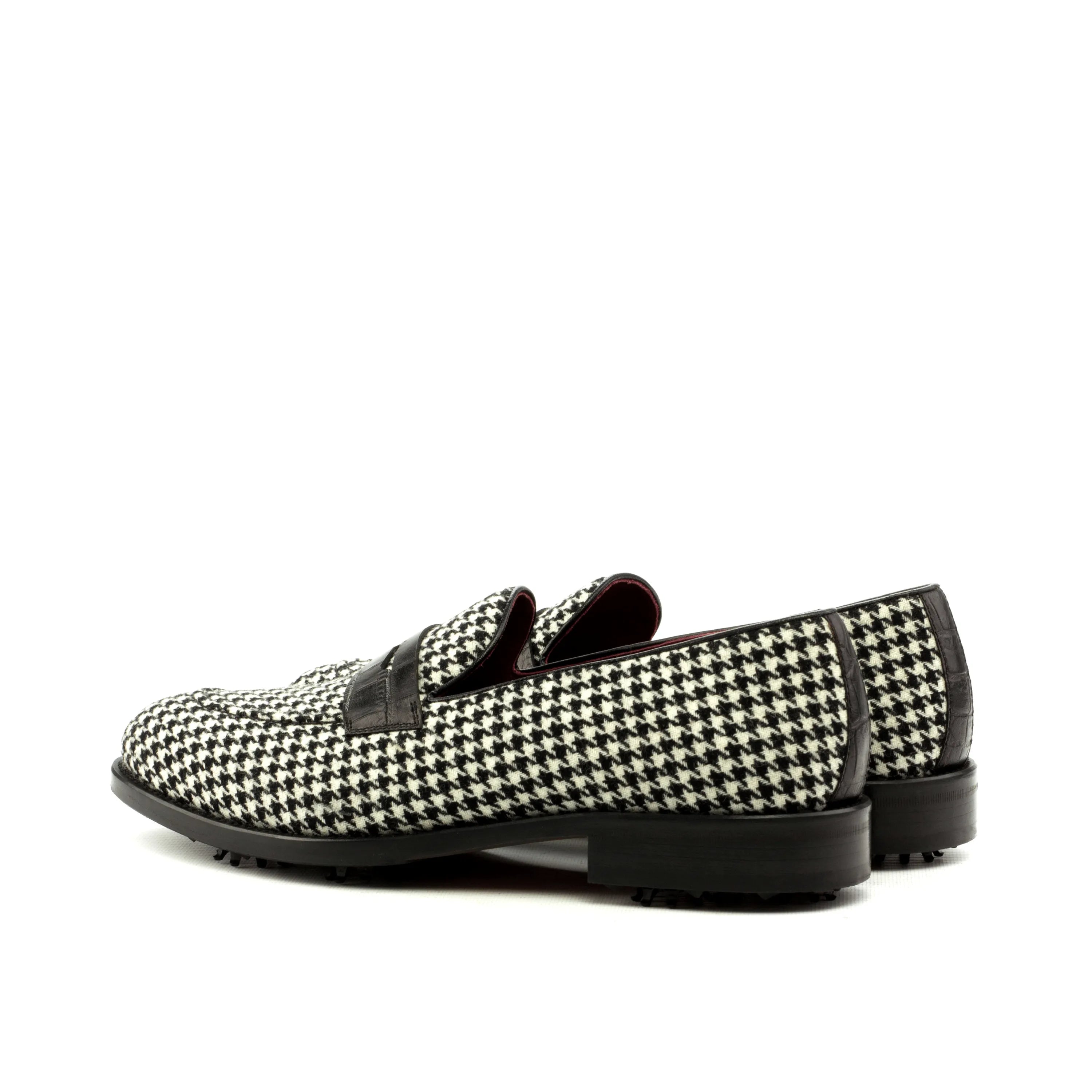 Houndstooth patterned leather loafers from the Maklak loafer golf shoes collection