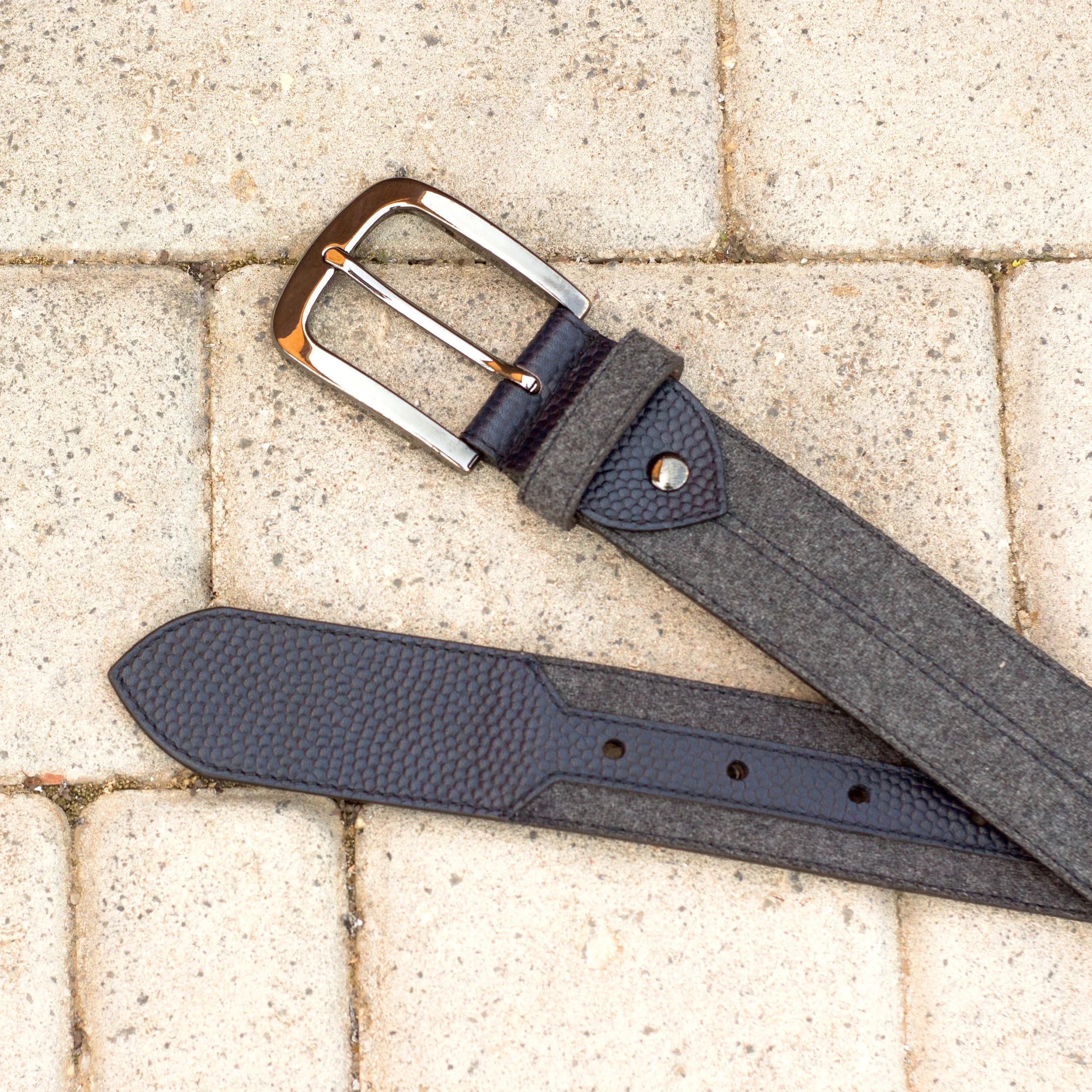 Gray and black leather Manas Marseille Belt with a stylish silver buckle