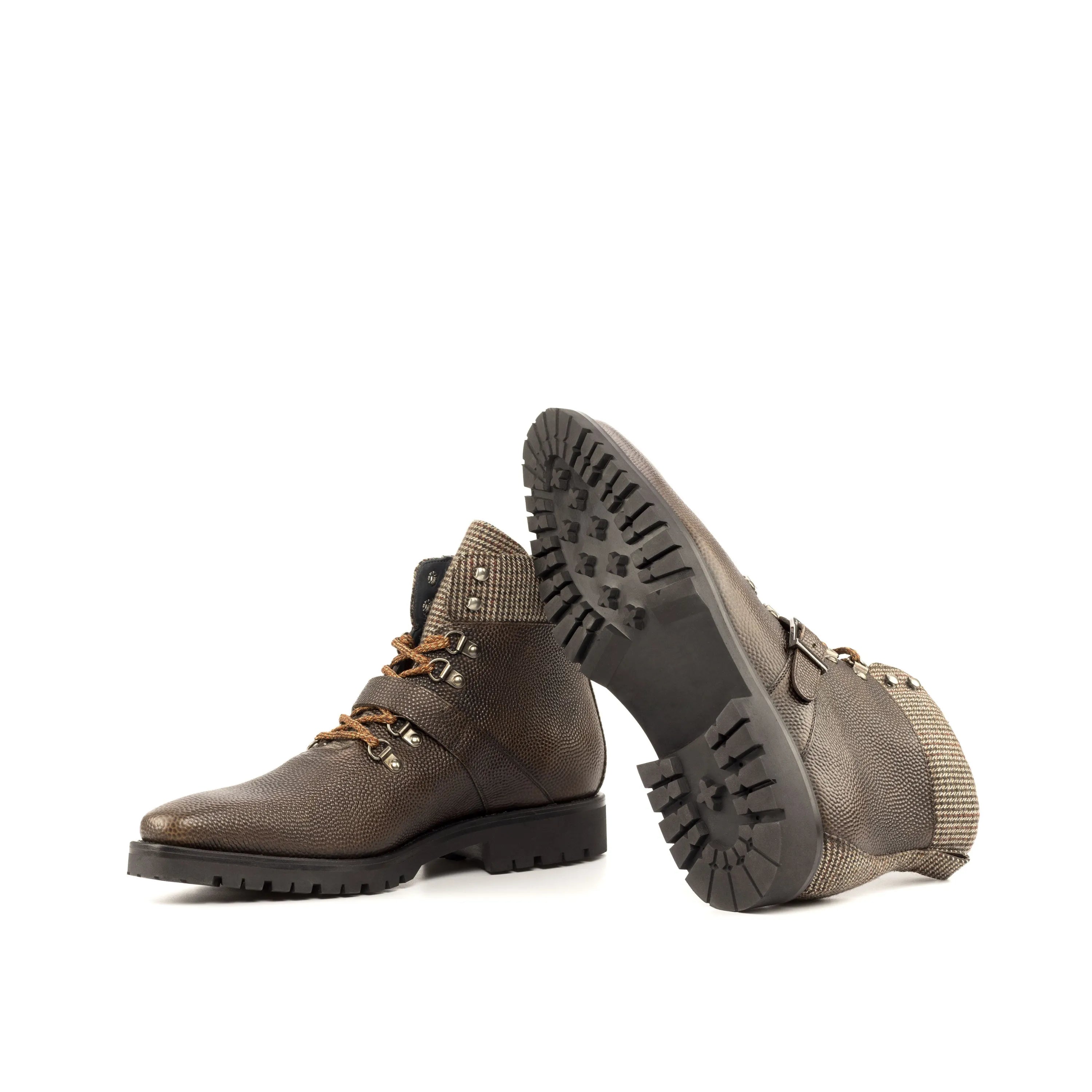 Brown leather Nadain Hiking Boots designed for durability and comfort on outdoor adventures