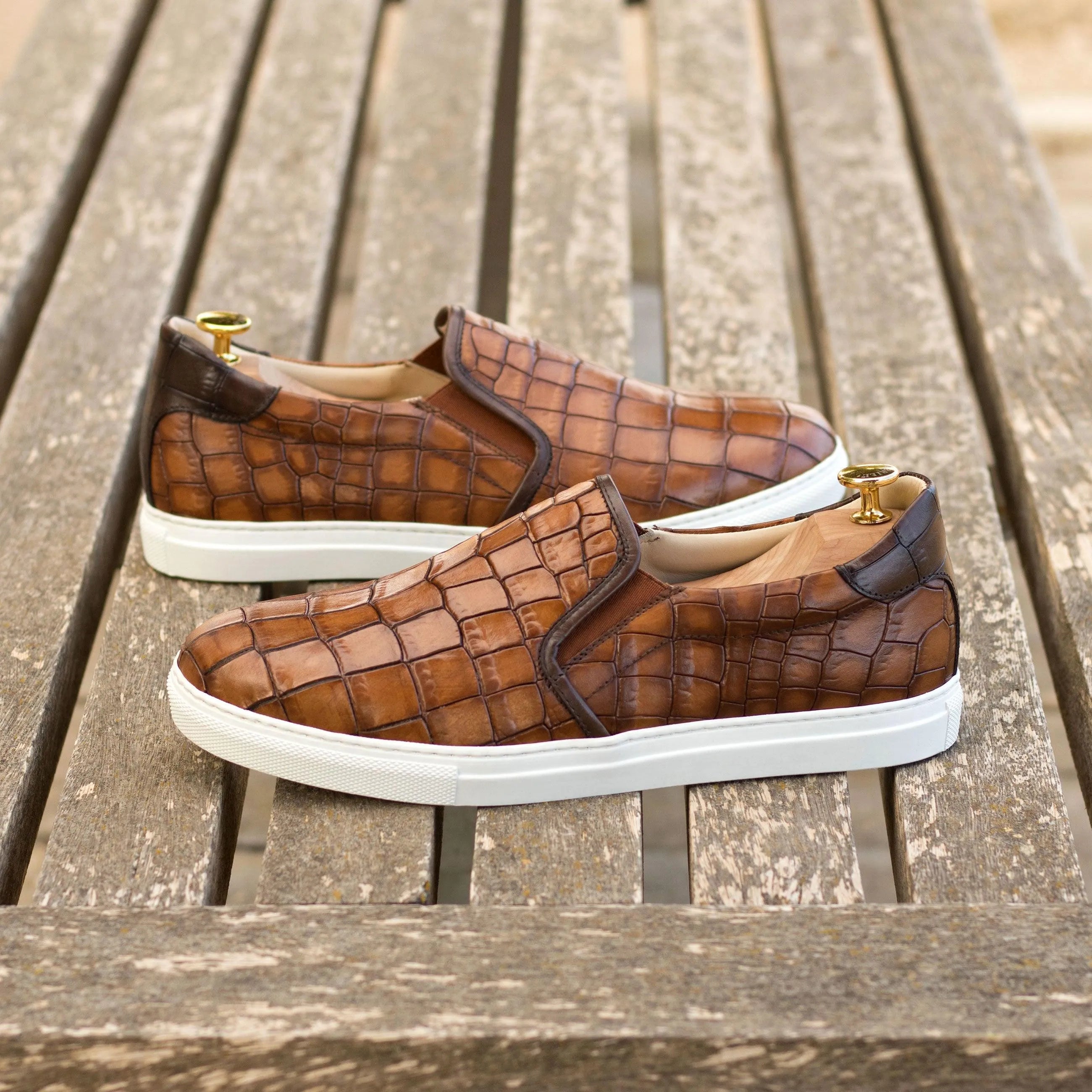 Brown painted croco Nino slip on sneaker with stylish crocodile pattern design