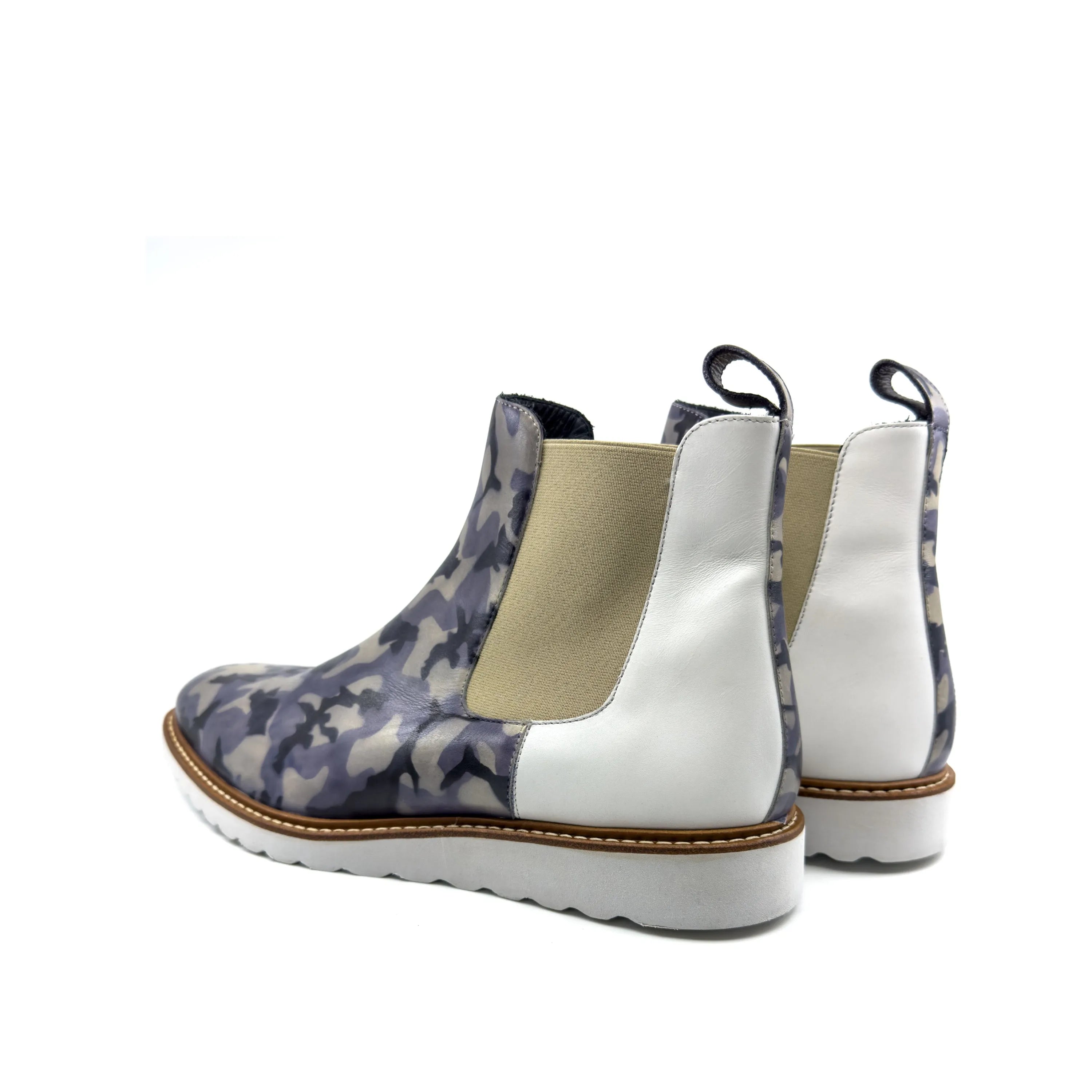 Camouflage Olivar Chelsea Patina Boots showcasing stylish and versatile design