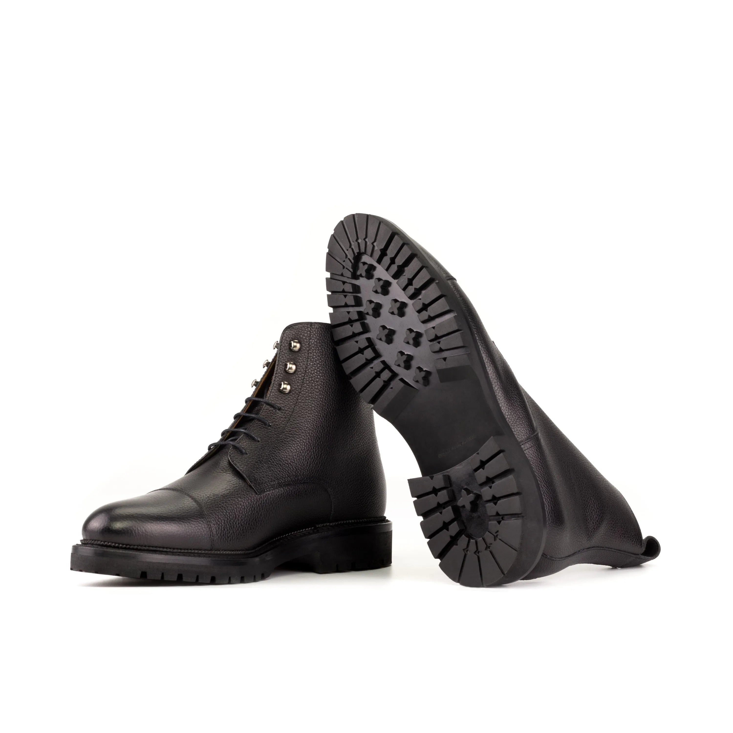 Black leather lace-up Primus Jumper Boots, stylish and durable jumper boots for all occasions