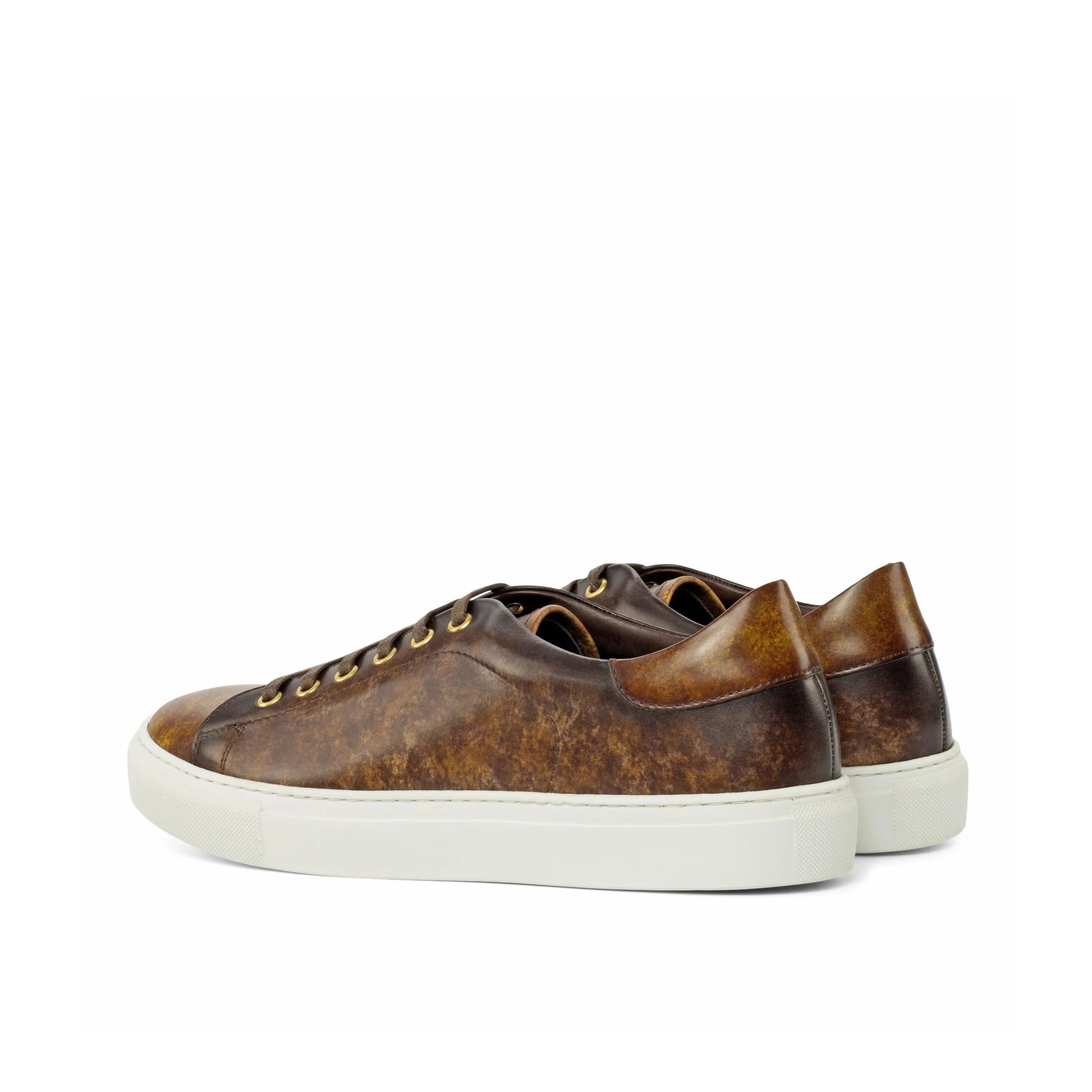 Brown leather Robio Trainer Patina Sneakers II featuring white soles for a stylish look