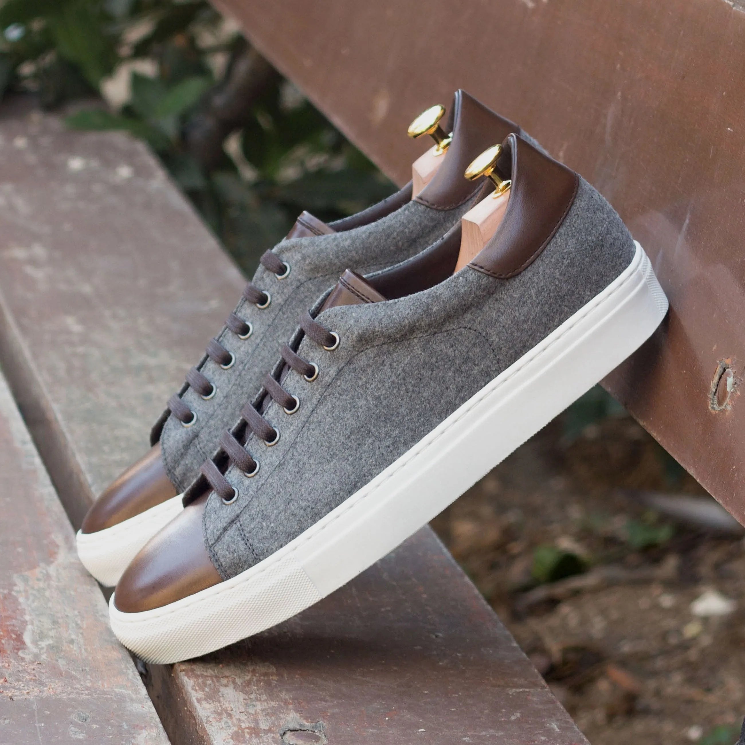 Gray wool Roger Trainer Sneaker with brown leather accents and stylish cupsole design