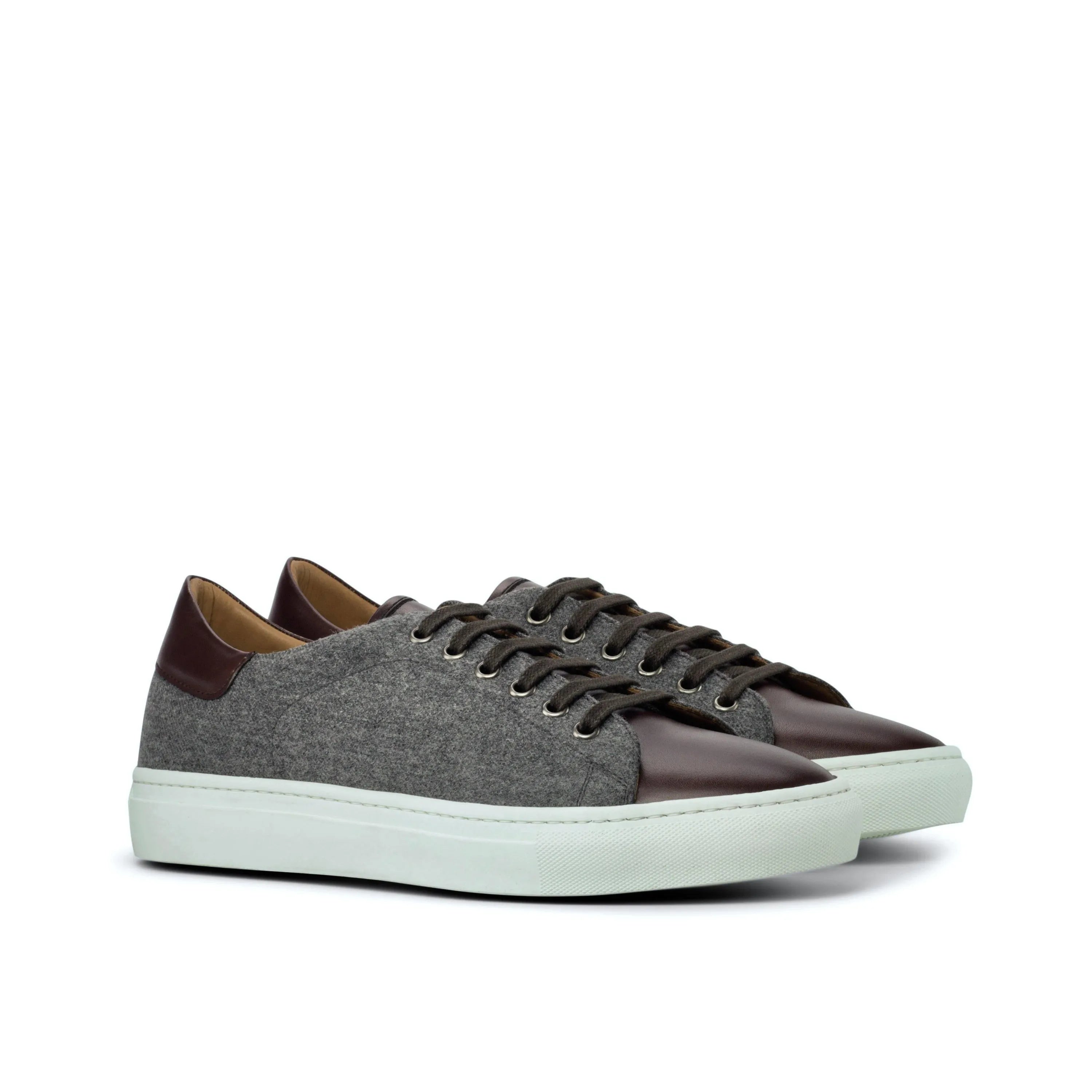Gray and burgundy leather Supera Trainer Sneakers with cupsole design for comfort