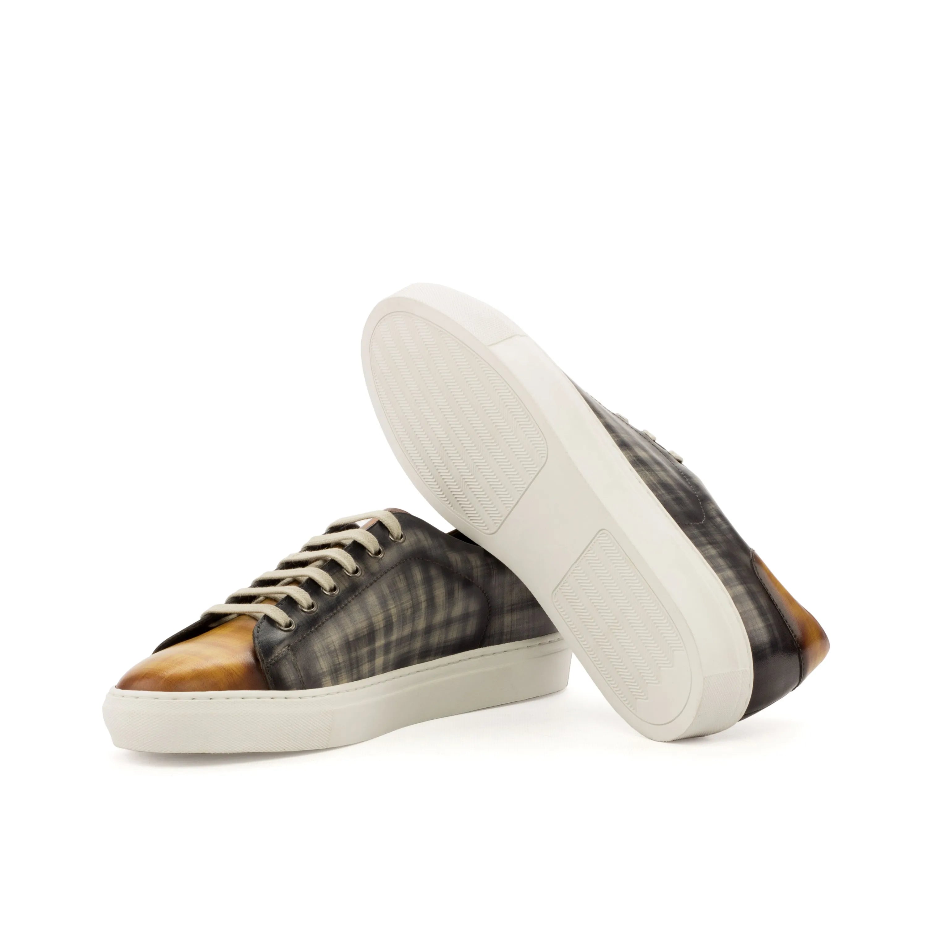 Leather low-top Tameo Trainer Patina Sneakers featuring a stylish cupsole design