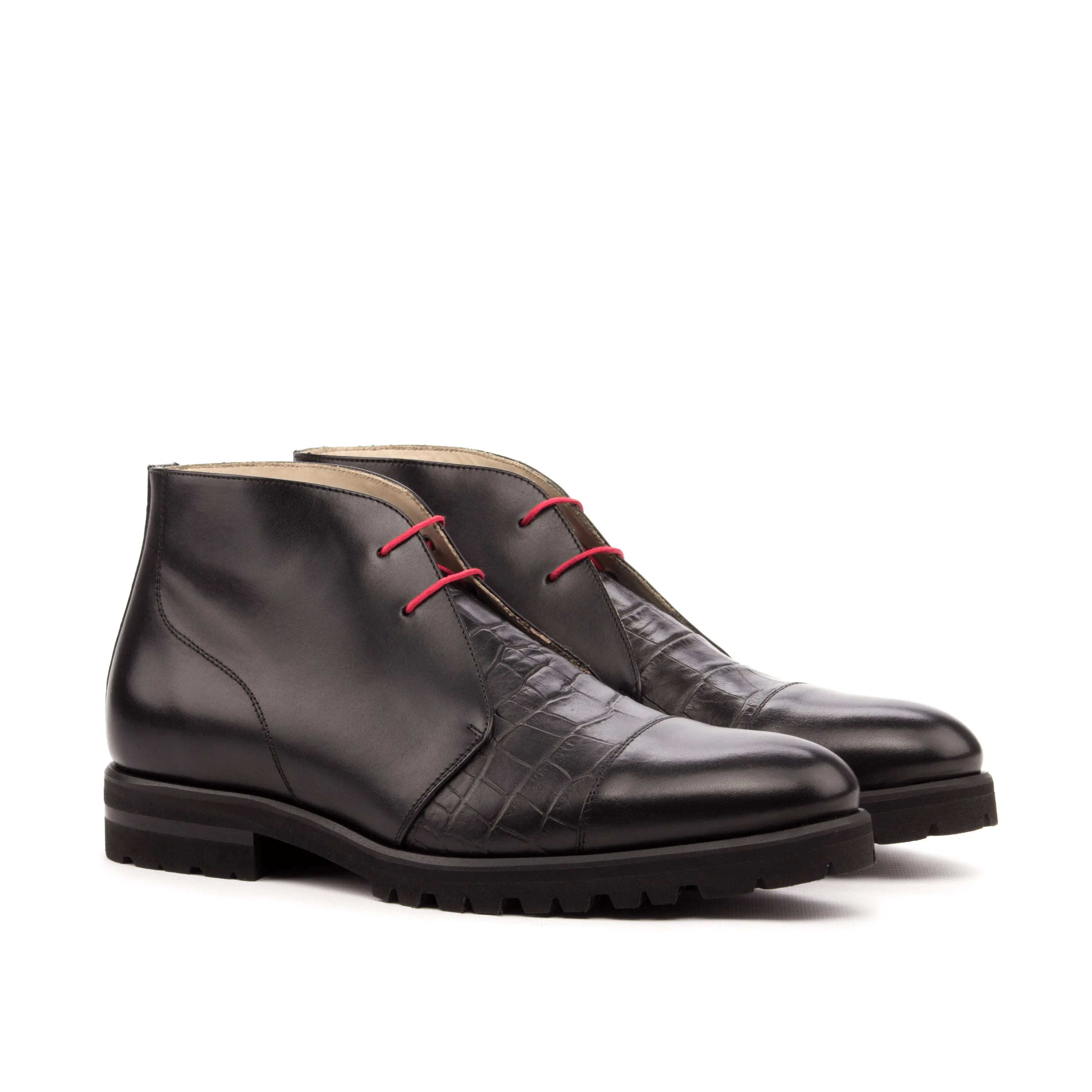Luxury bespoke Tennes Chukkas II, a pair of black leather chukka boots for executives