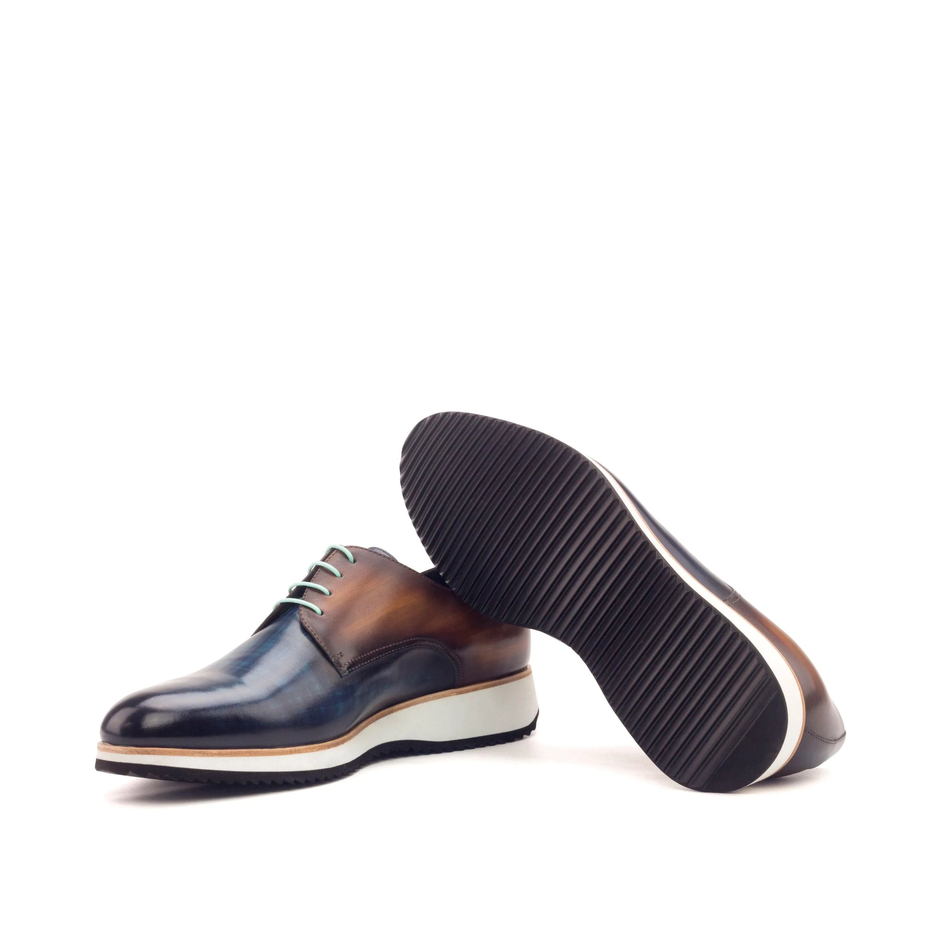 Two-tone leather Testino 2 derby Patina shoes with a stylish split toe design