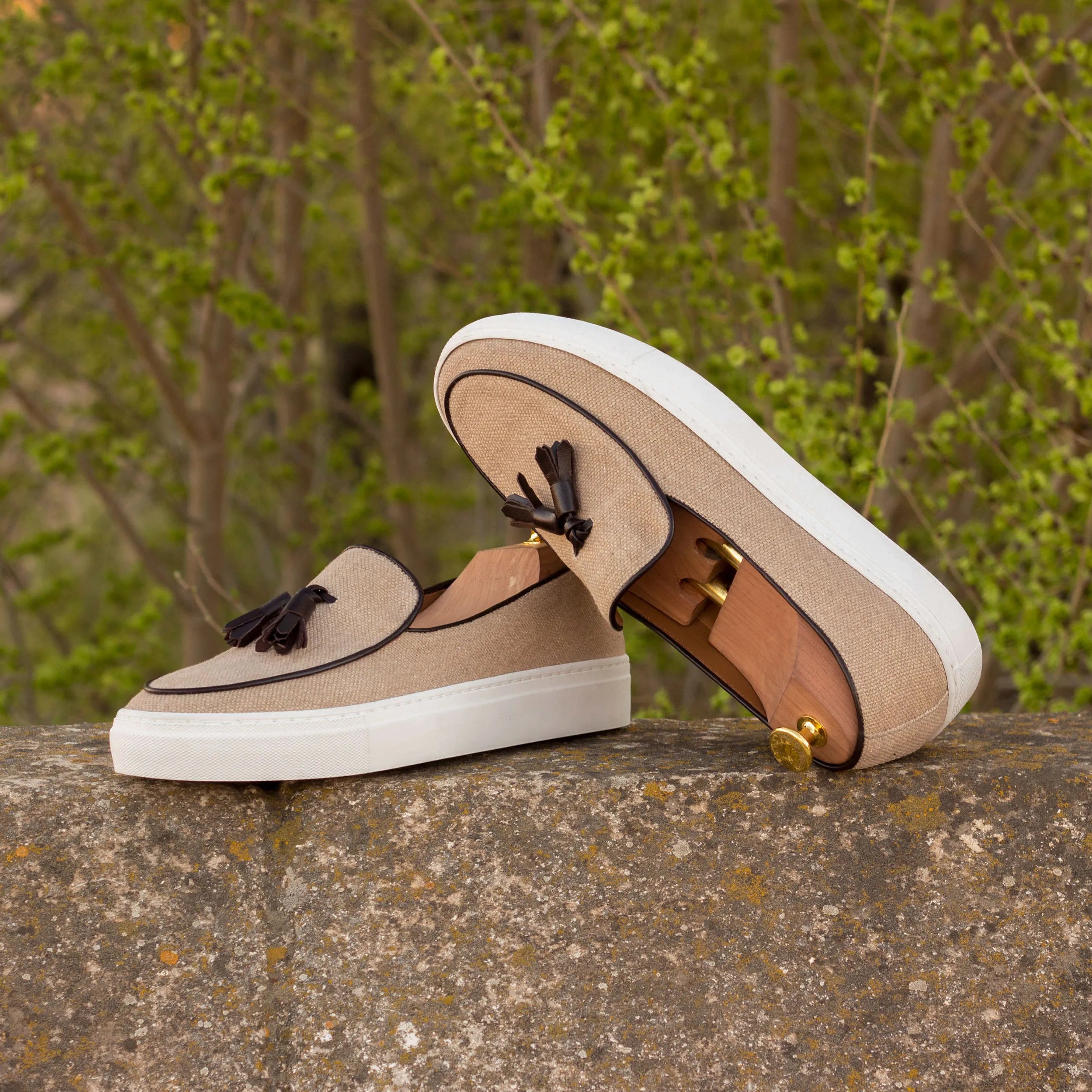 Tan suede tassel loafers from the Tonny Belgian sneaker collection in premium calf leather