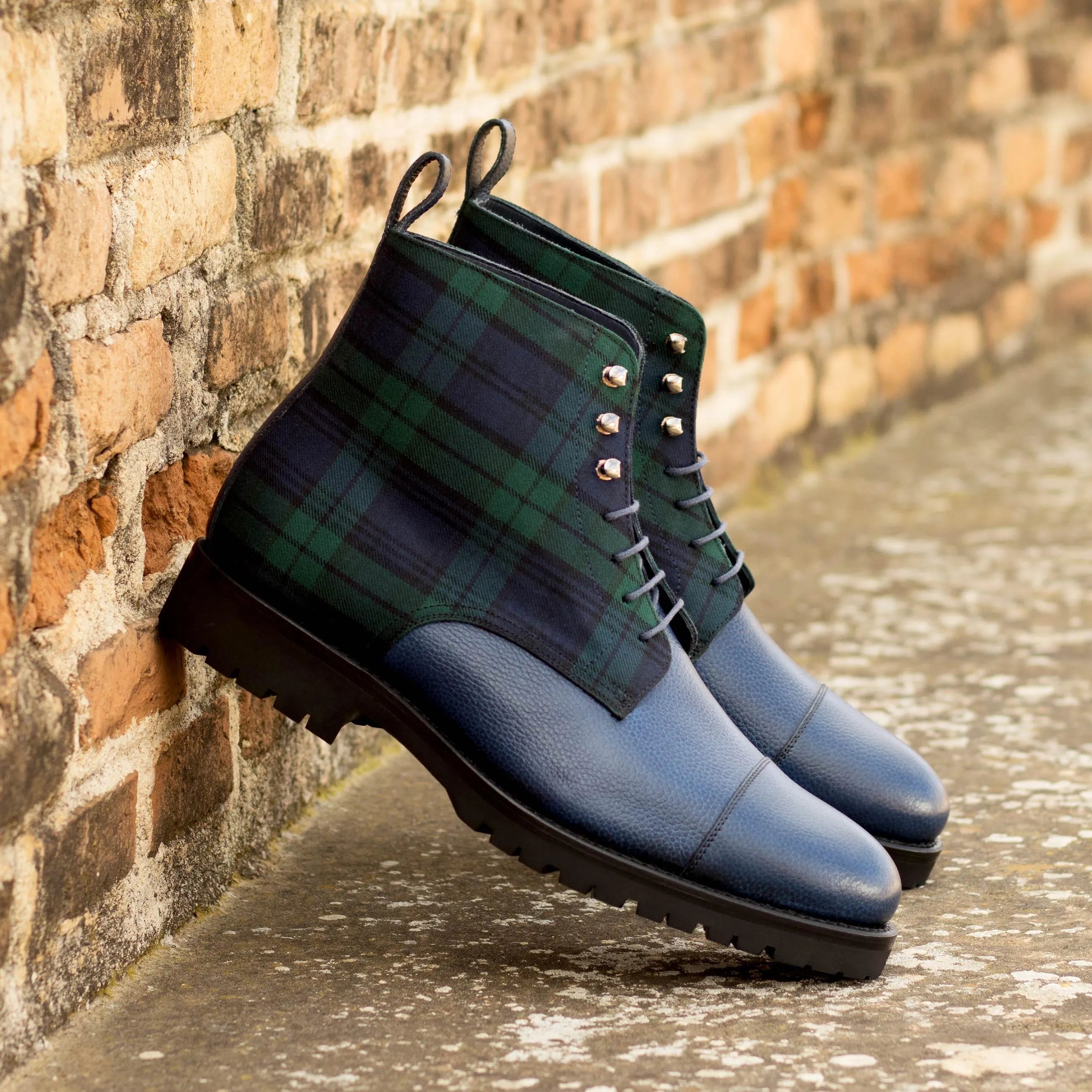 Blue and plaid ankle Willy Jumper Boots showcasing stylish jumper boot design