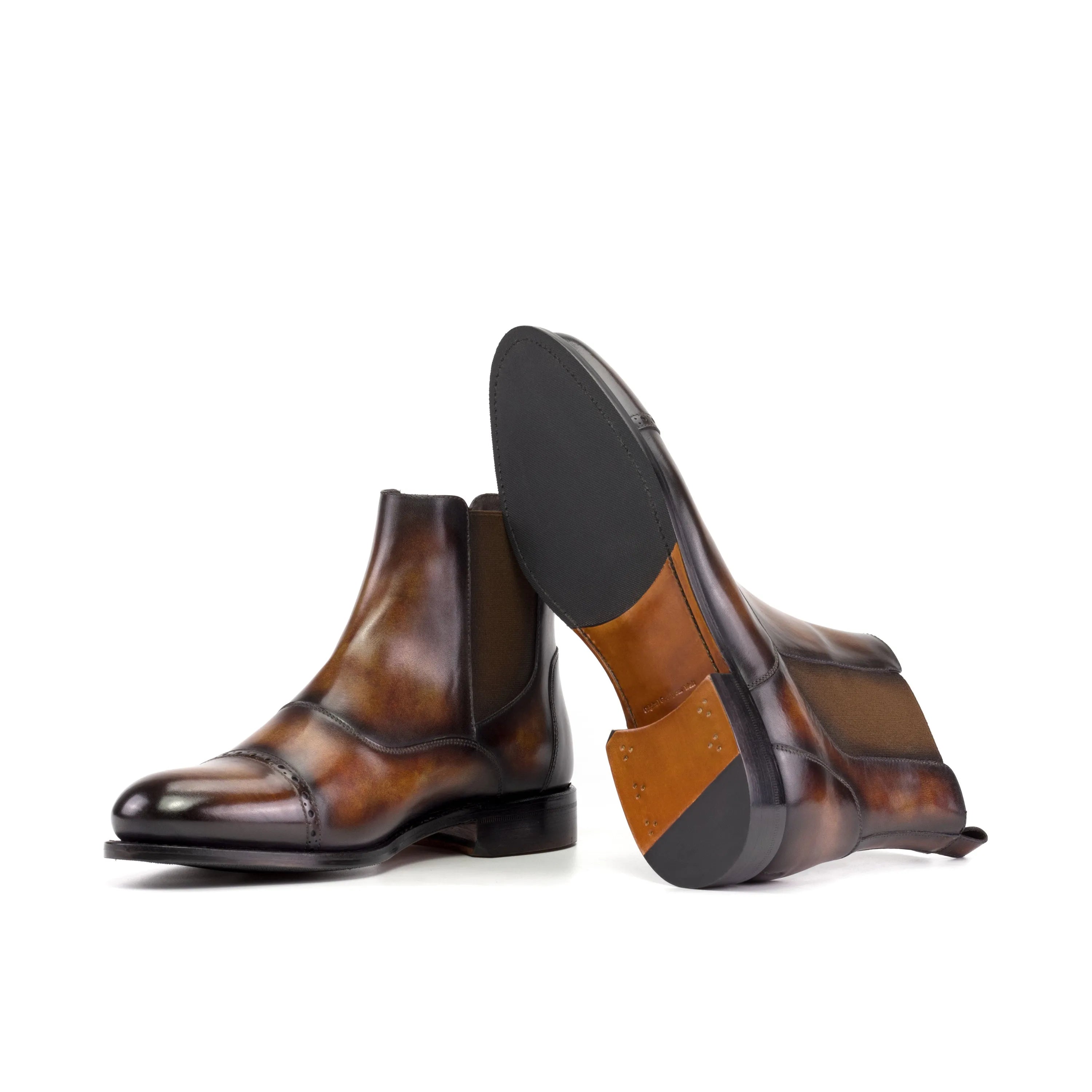 Brown leather Willy Patina Chelsea Boots II featuring rounded toe design